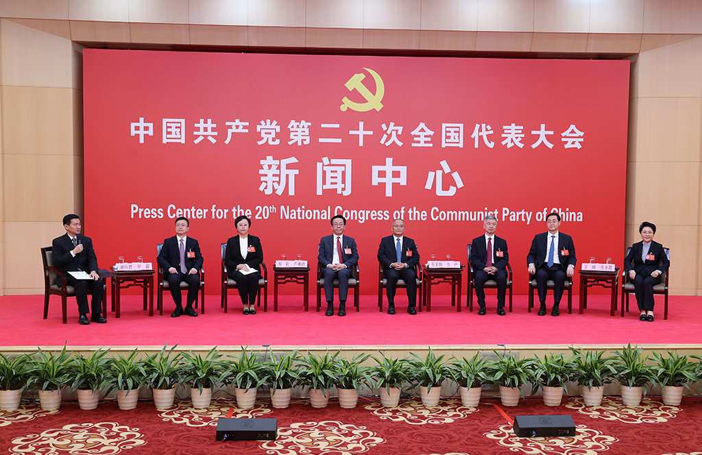 中外记者为什么最关注甘肃这两点？