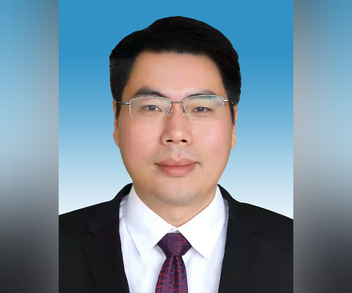 荆州市政府新增一80后副市长曾是湖北省首位博士县委书记