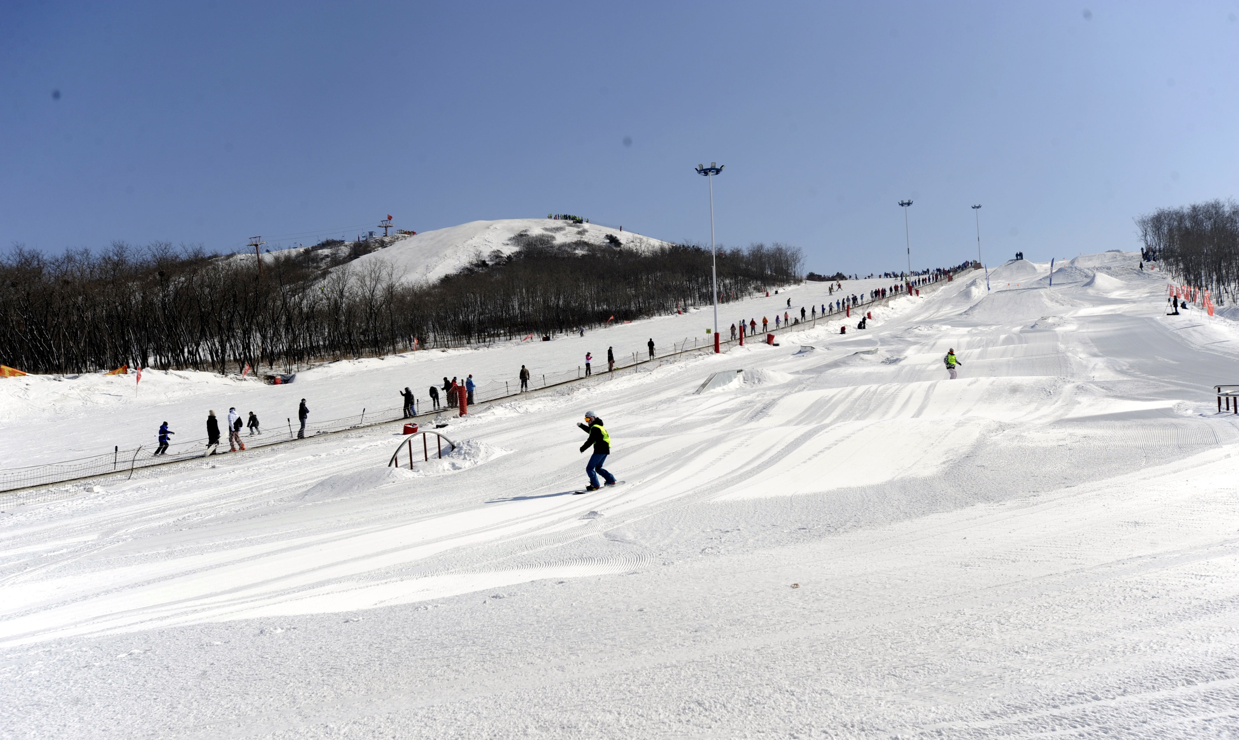 沈阳怪坡国际滑雪场 图 视觉中国