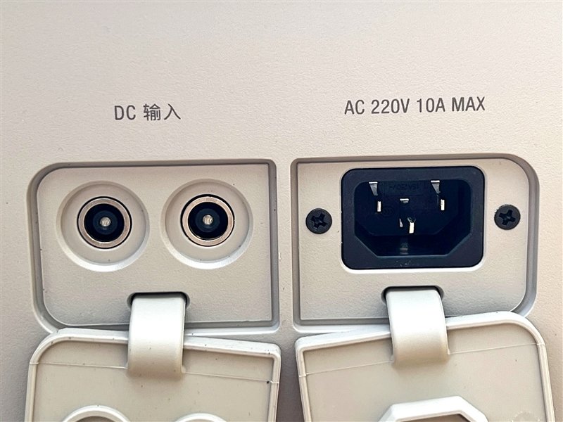 有它户外用电更安心!电小二自主研发户外电源800Pro评测:双快充1.7小时就满血