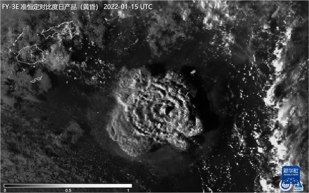 汤加海底火山喷发卫星影像