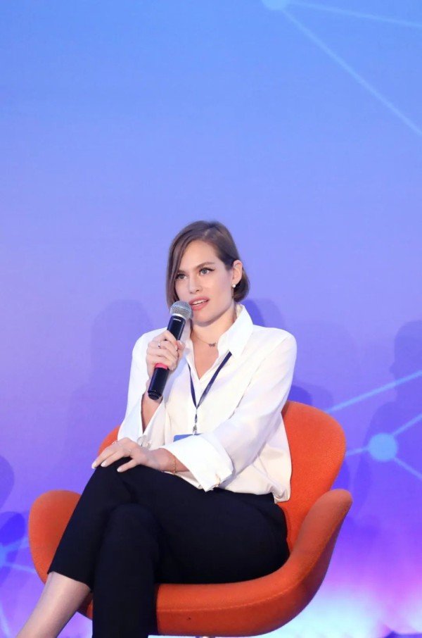 金花：比雷埃夫斯港的世界排名从第93位上升到第29位，中远海运功不可没