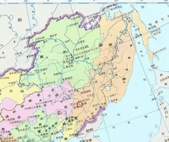 在清朝史料中,有关于吉林将军辖区的划定."东至东海……西至威远堡".