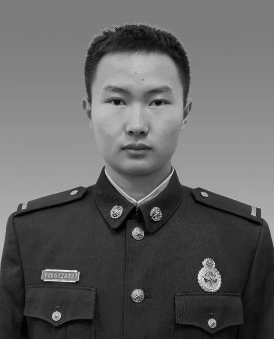 痛心！90后消防员扑救山火不幸牺牲