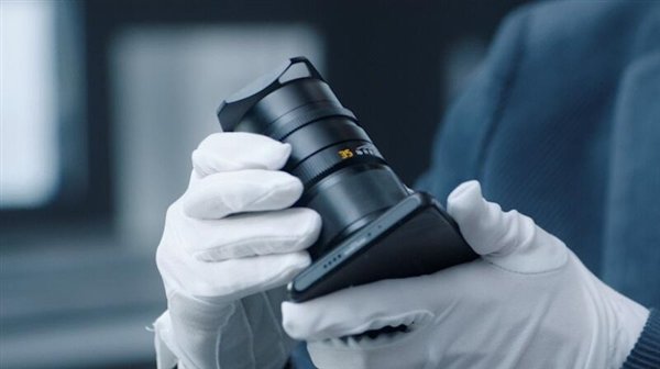 小米12S Ultra装上徕卡相机镜头 员工:成本惊人