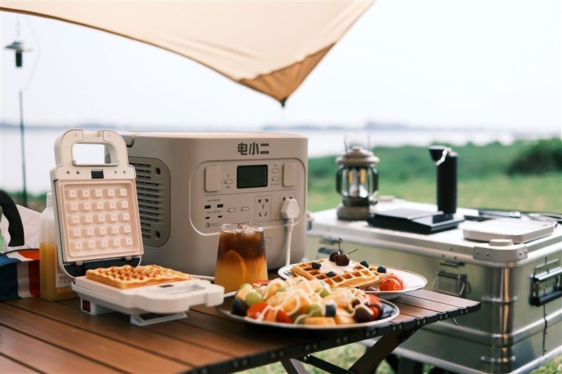 有它户外用电更安心!电小二自主研发户外电源800Pro评测:双快充1.7小时就满血