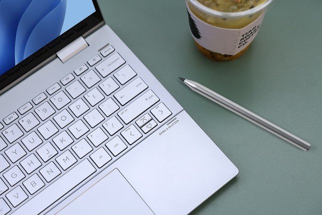 颜值体验俱佳 惠普ENVY x360 13可触控变形本评测