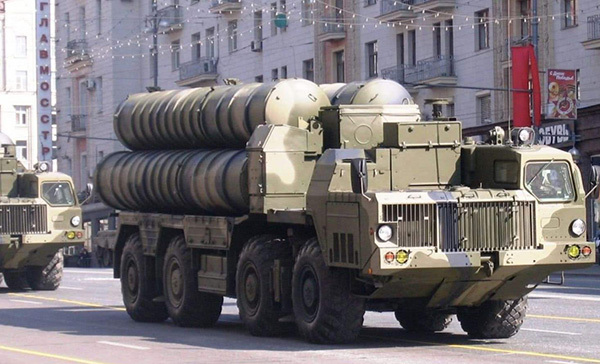 <b>乌克兰称俄军在乌东部战场占据优势榴弹炮已装备乌部队</b>