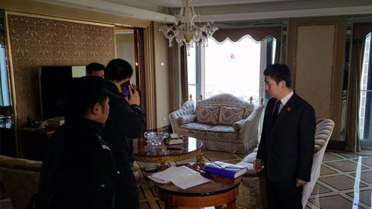 杭州4000万豪宅被查封 “老赖”：我昨晚就搬走了