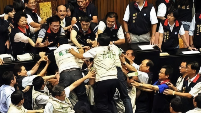 台湾民主化三十年结果是什么？这四点说明问题