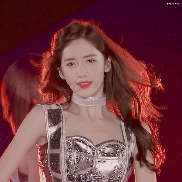 很多人想念的舞台上的powerful爱豆林允儿!