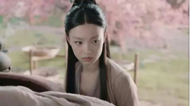 网红倪妮：一个被高级感毁掉的女演员