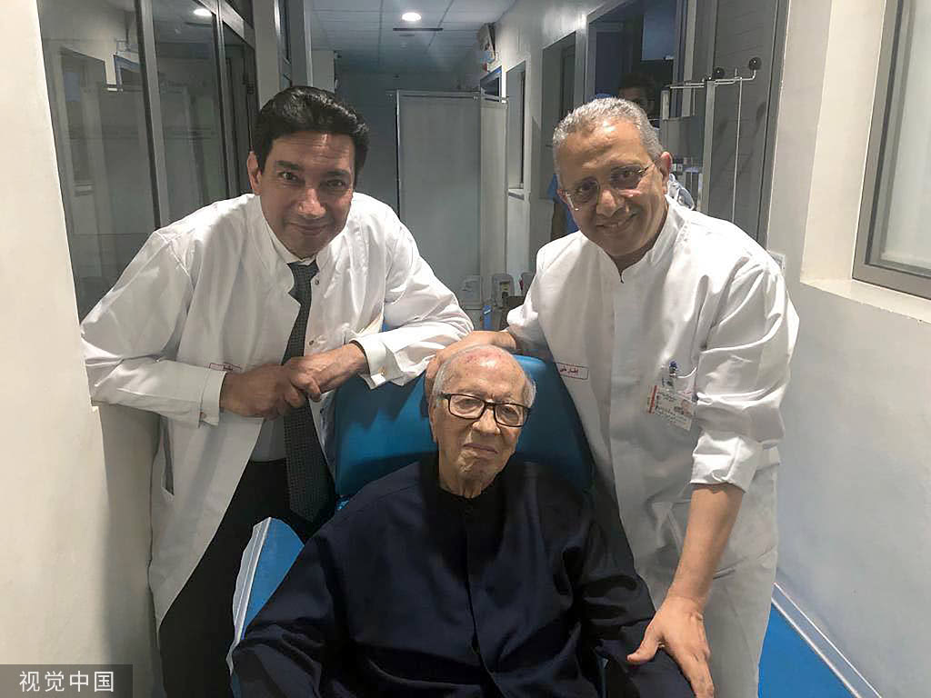 突尼斯总统埃塞卜西任内去世,享年92岁