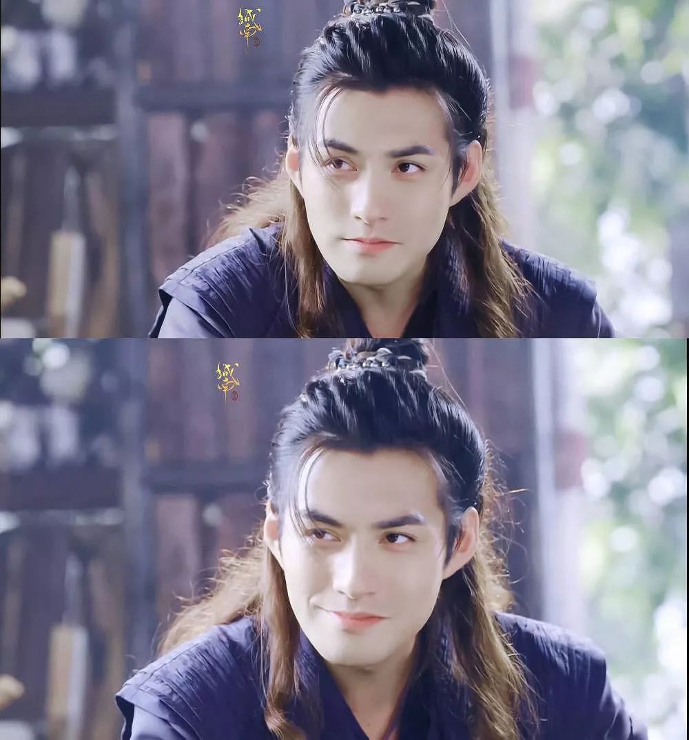 看看严屹宽和杜若溪的日常就知道. 实际上,他的