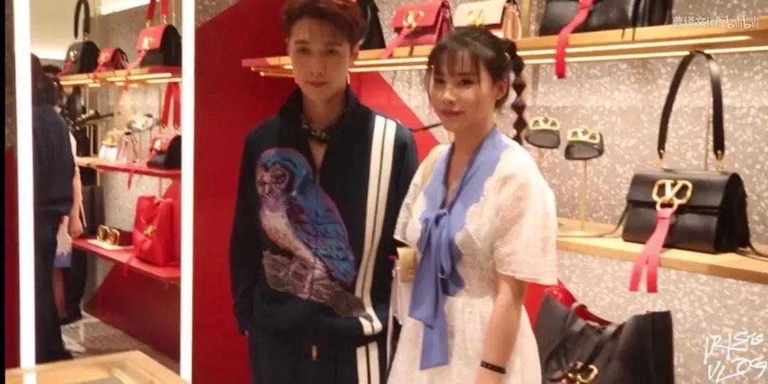 被渣男小三、跟微商买假爱马仕，这位网红白富美，绝了