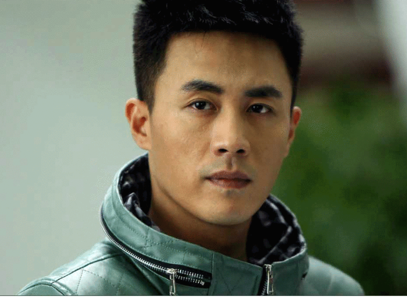 杜淳亲口回应恋情传闻：我在等着我的好事降临