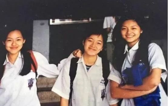 以大S为首的七仙女涉黄轰趴、怀上4胎不入豪门...欺负阿雅真的不算什么？