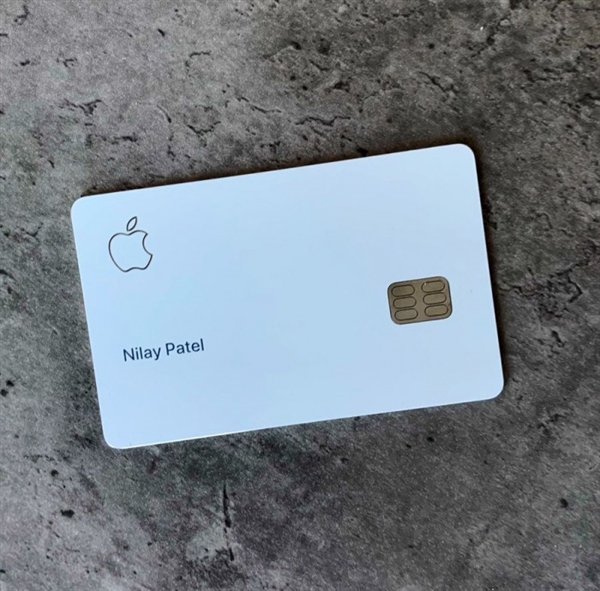 苹果信用卡开始发行：买自家产品返现
