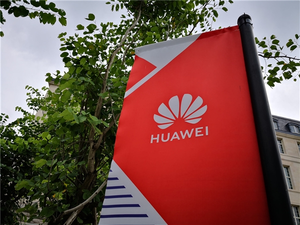 华为余承东：鸿蒙系统随时可用到手机上