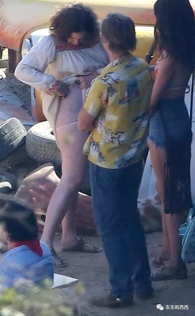 富二代女星被骂又胖又丑，却敢当众亲男神？