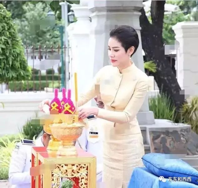 刚封完王后就封贵妃，两位都不是省油的灯，现实版宫斗剧太劲爆了…