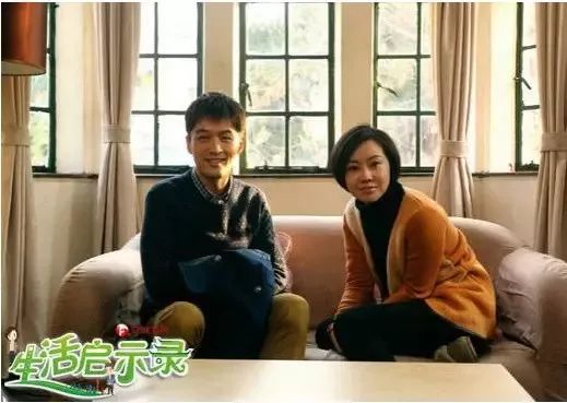 狠人！隐婚生女，让保安赶现男友？又恋上小11岁同组演员…