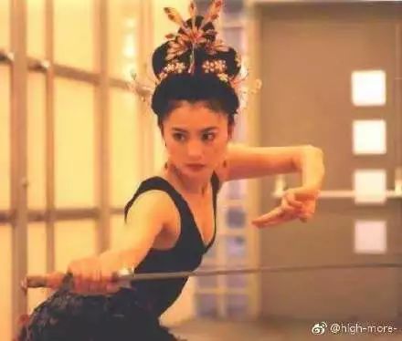 搞不伦恋还被捉奸在床？！编剧都不敢这么写…