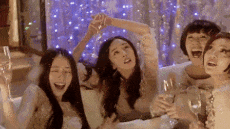 小燕子更开心，还是紫薇更开心，还是雪姨最开心？