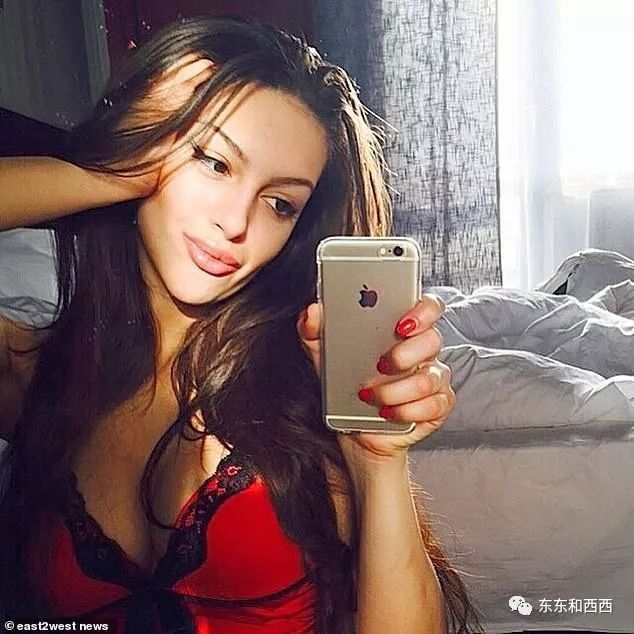 辣模娇妻私生活混乱爱作妖？国王被迫退位再娶，可她却晒奢靡日常坚称没离婚？