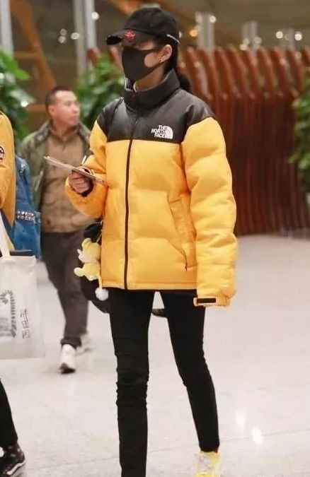 明星情侣行为迷惑大赏：普通人不建议参考