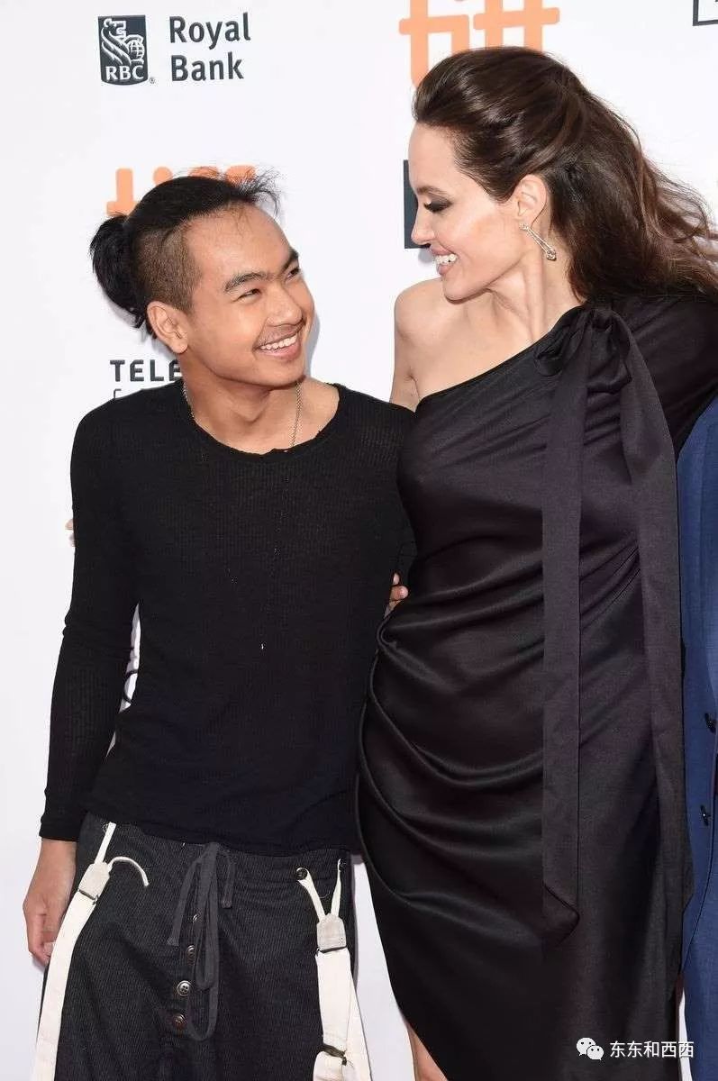 连续KO自己的养父们，他是不是朱莉最爱的男人？