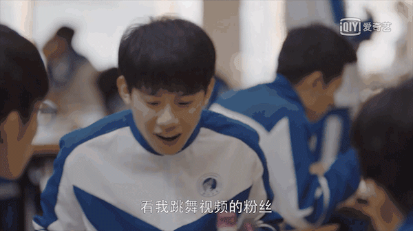 小燕子更开心，还是紫薇更开心，还是雪姨最开心？