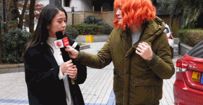 辣眼睛，一个人演一对情侣？圈内明星都来蹭他热度