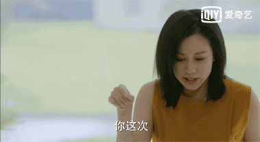 拍大尺度内衣片、和姚晨抢男人，这个大妈凭什么？