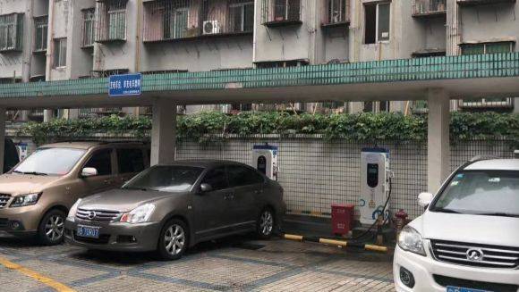 充电桩的炮灰玩家：期盼房企入局拯救