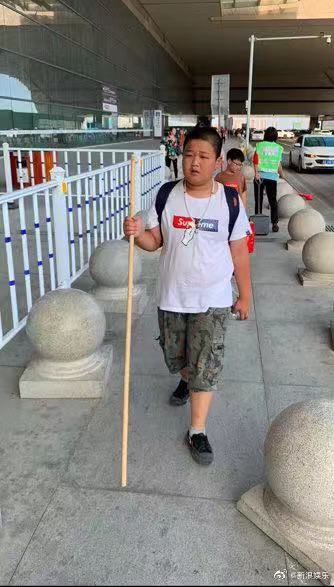 变形记抓猪，少林寺减肥，娱乐圈太子爷怎么这么惨？