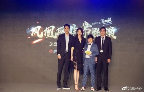 双双出轨婚变三年后，女星继任将孩子视如己出，男方却独居夜会四美女