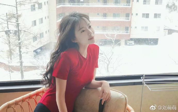 [美少女挖掘机]网球腿、猫咪嗓、爱情公寓里颜值最高的她竟然换了六次脸？