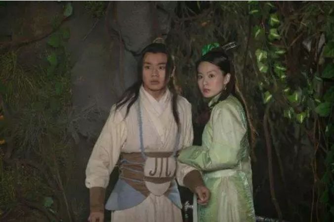 童年爆剧女神：破产，嫁豪门，最后都悄无声息隐退了…