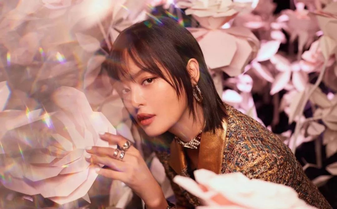 倪妮钟楚曦们还拍什么戏？就在红毯上当个花瓶吧
