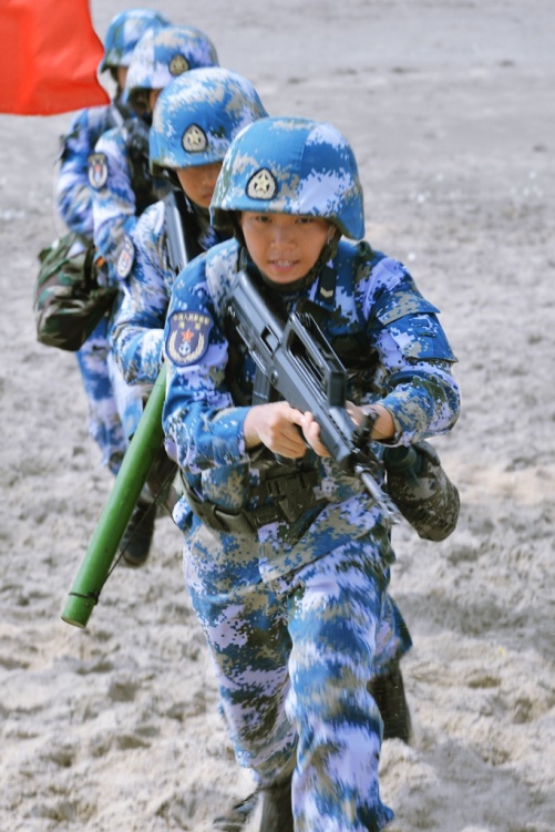 北大女兵宋玺新时代青年的风采