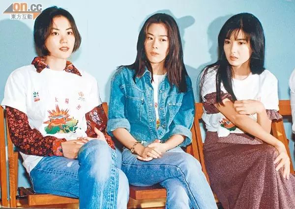 跳河自杀，母子恋，为不丹活佛生子…她后悔过吗？