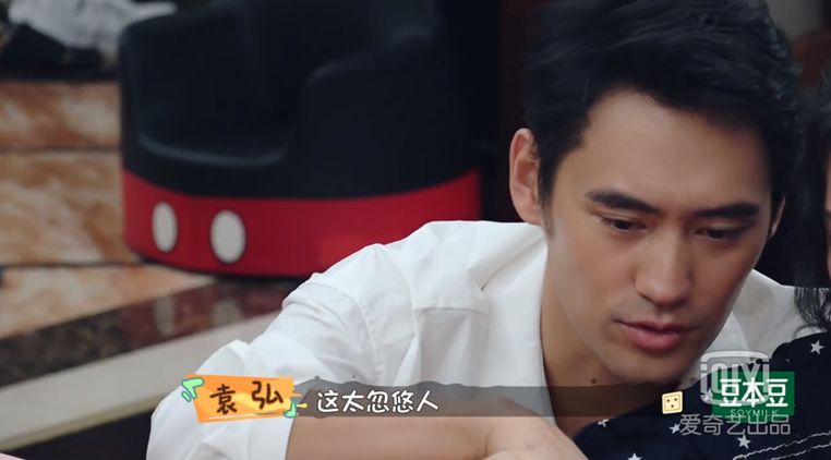 做饭带孩子主动解决婆媳矛盾，这样的24孝好老公她还说只是“标配”？
