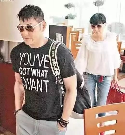 【GirlDaily】窦靖童叫她干妈，王菲为她掏2000万，55岁生日惊动了半个娱乐圈！