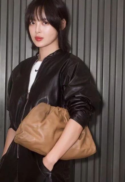倪妮钟楚曦们还拍什么戏？就在红毯上当个花瓶吧
