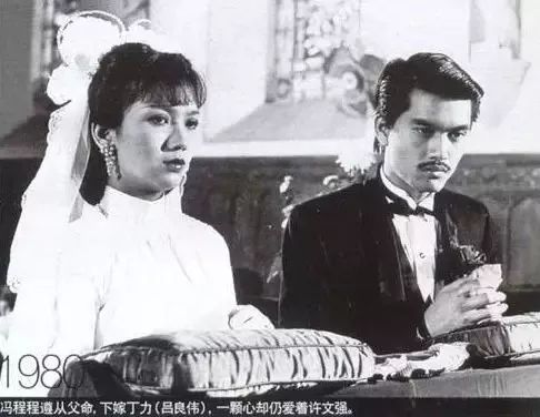 靠富婆捞金数亿，写自传诋毁前妻，这位男星拜金吃相太难看了！