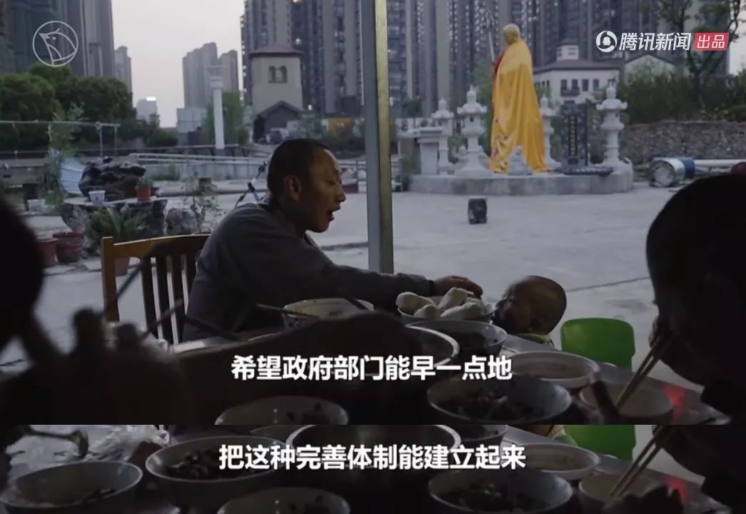 被称“花和尚”，让200多个女人生下孩子，但他活的最男人