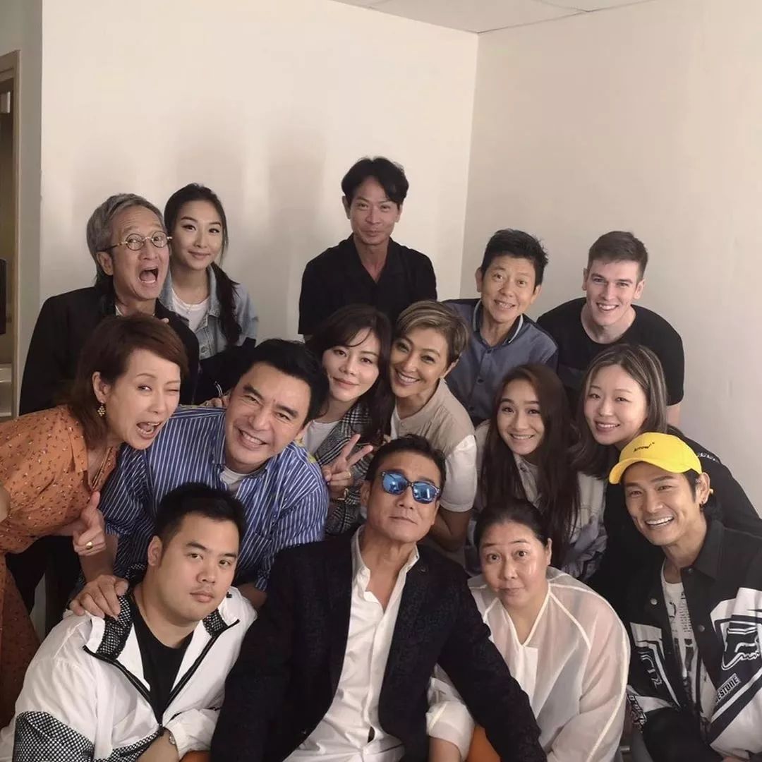 【GirlDaily】窦靖童叫她干妈，王菲为她掏2000万，55岁生日惊动了半个娱乐圈！