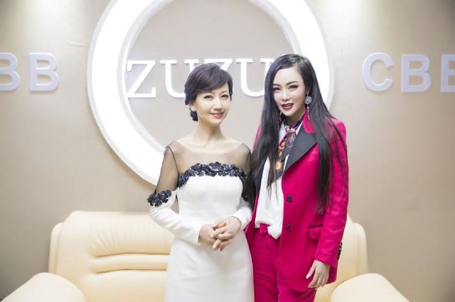 比李佳琦更狠的带货王！靠倒卖纸尿裤赚来700万，如今结一次婚，倒赚1.3亿！