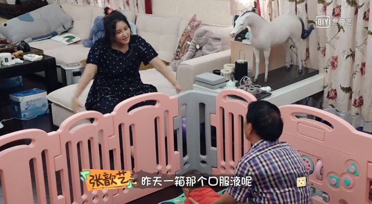 做饭带孩子主动解决婆媳矛盾，这样的24孝好老公她还说只是“标配”？
